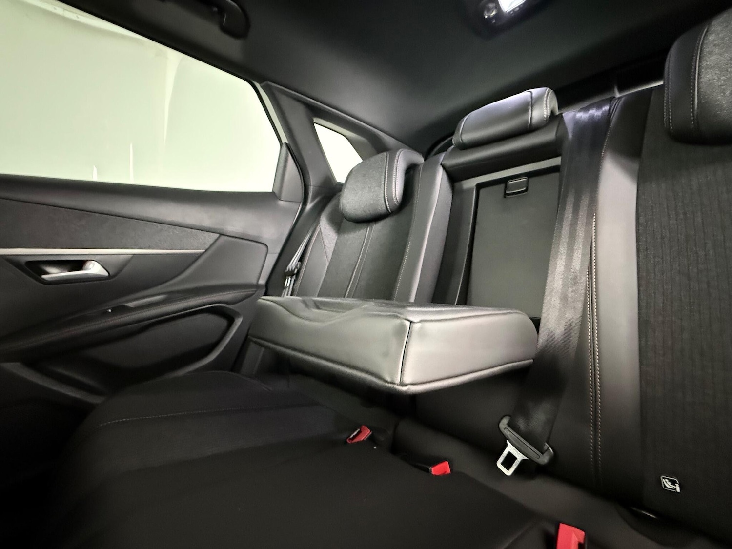 Used Peugeot 3008 2018 for sale - 77626386: Photo 15