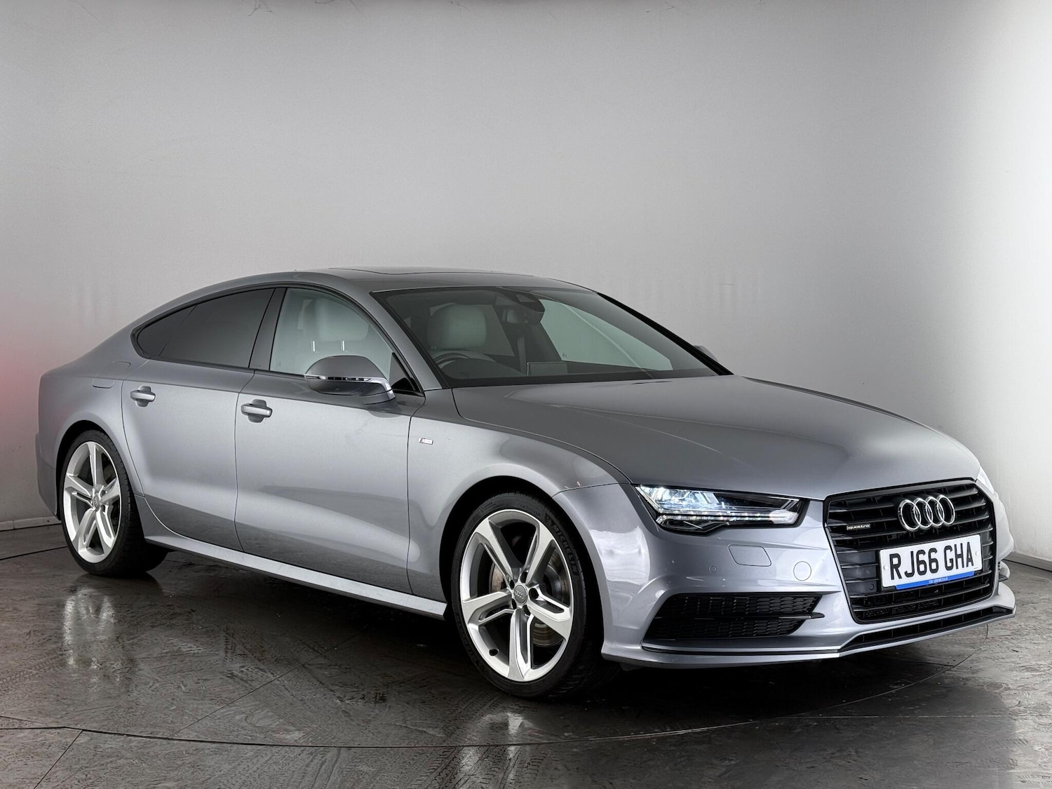 Used Audi A7 2016 for sale - 76468369: Photo 1