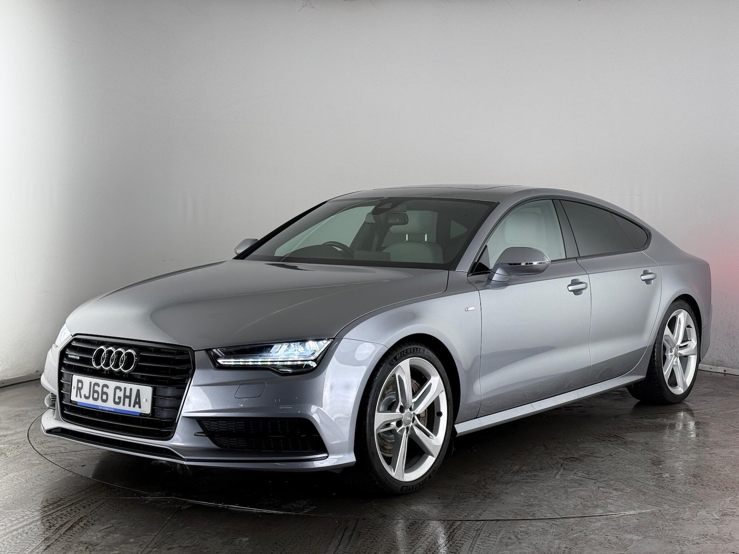 Used Audi A7 2016 for sale - 76468369: Photo 3