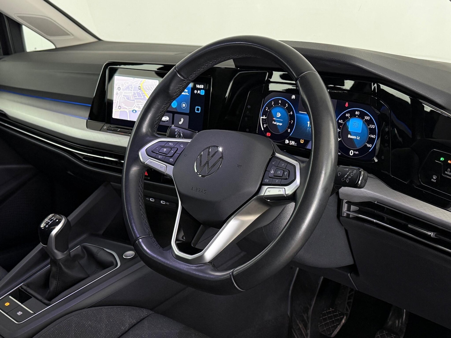 Used Volkswagen Golf 2023 for sale - 76645443: Photo 25