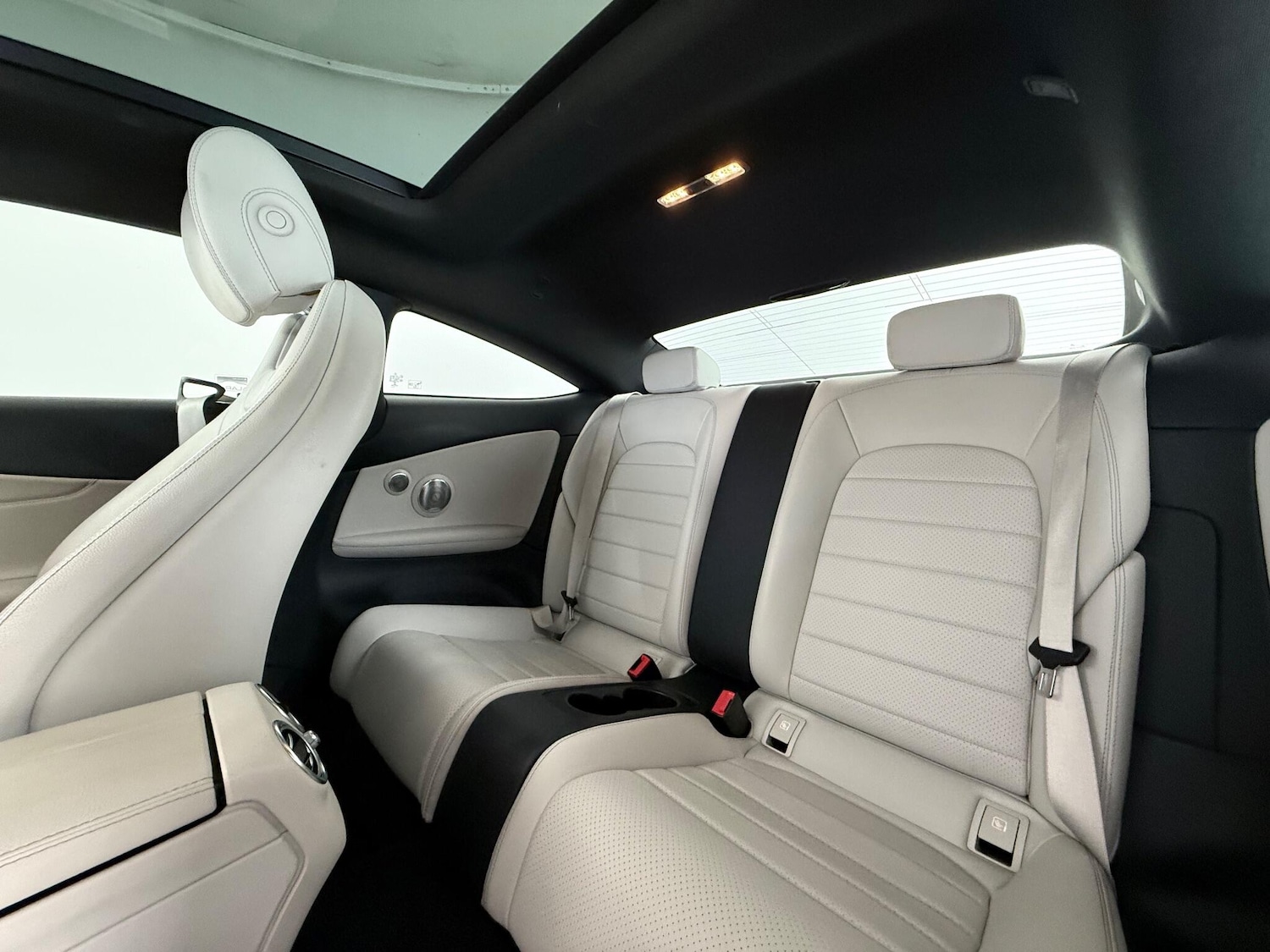 Used Mercedes-Benz C Class 2017 for sale - 77243559: Photo 13