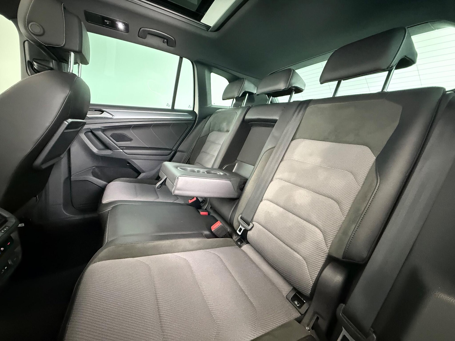 Used Volkswagen Tiguan 2018 for sale - 76468064: Photo 19