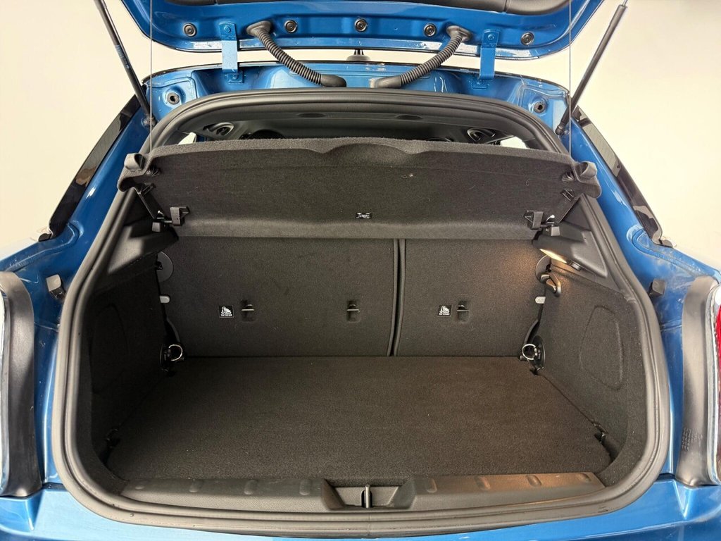 Used MINI Hatch 2023 for sale - 76280270: Photo 12