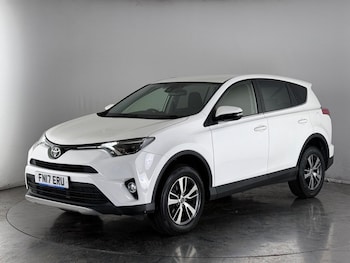Used Toyota RAV4 2017 for sale - 75942852: Photo