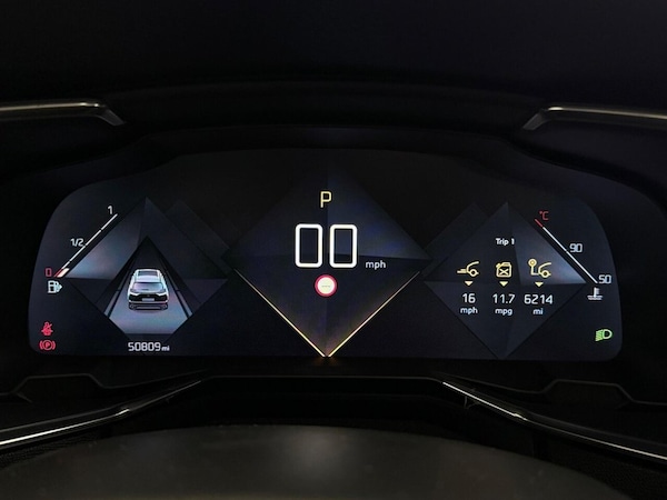 Used DS Automobiles DS 7 Crossback 2019 for sale - 75801239: Photo 20