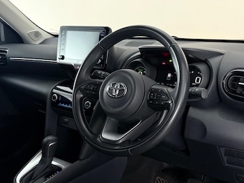 Used Toyota Yaris Cross 2023 for sale - 78823453: Photo