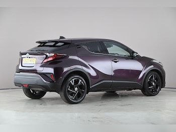 Used Toyota C-HR 2023 for sale - 78035231: Photo