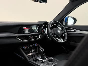 Used Alfa Romeo Stelvio 2021 for sale - 79565984: Photo