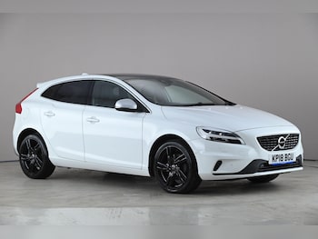 Used Volvo V40 2018 for sale - 78436559: Photo