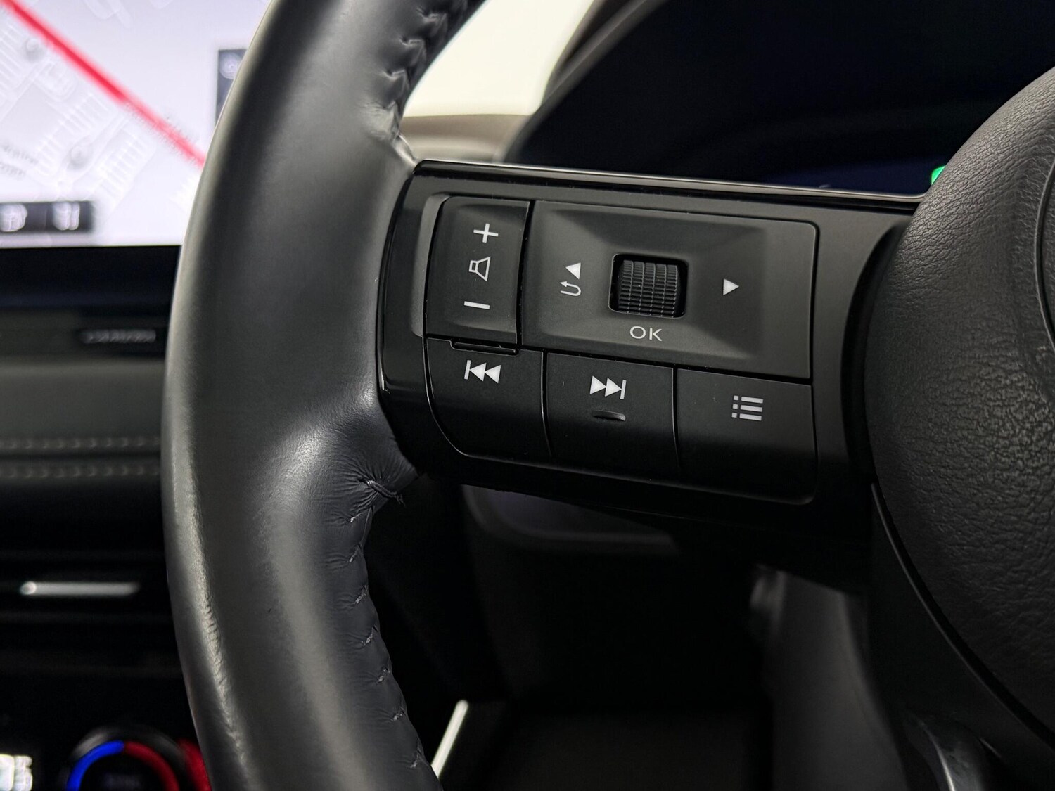 Used Nissan X-Trail 2023 for sale - 77684443: Photo 23