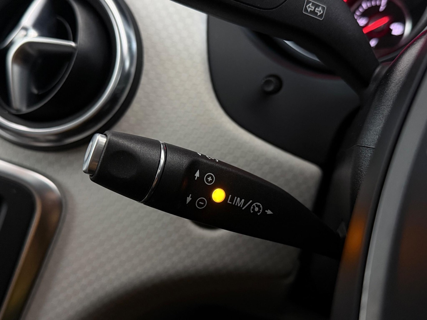 Used Mercedes-Benz A-Class 2018 for sale - 77222345: Photo 18