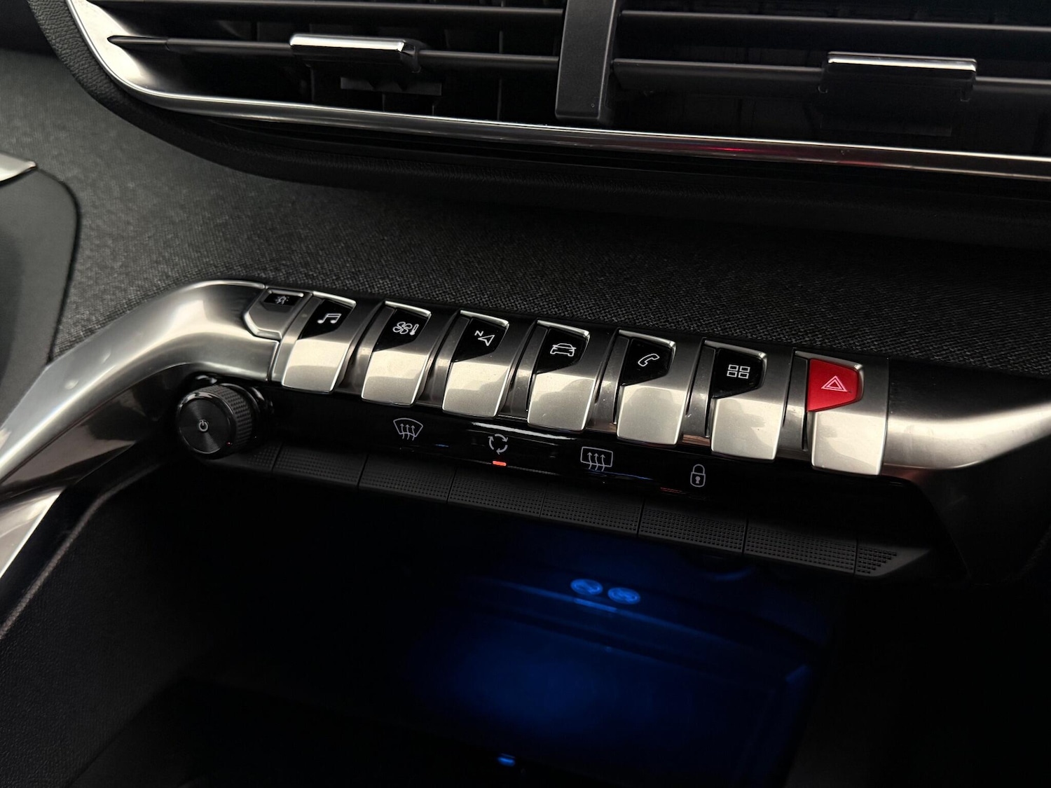 Used Peugeot 3008 2019 for sale - 76468326: Photo 41