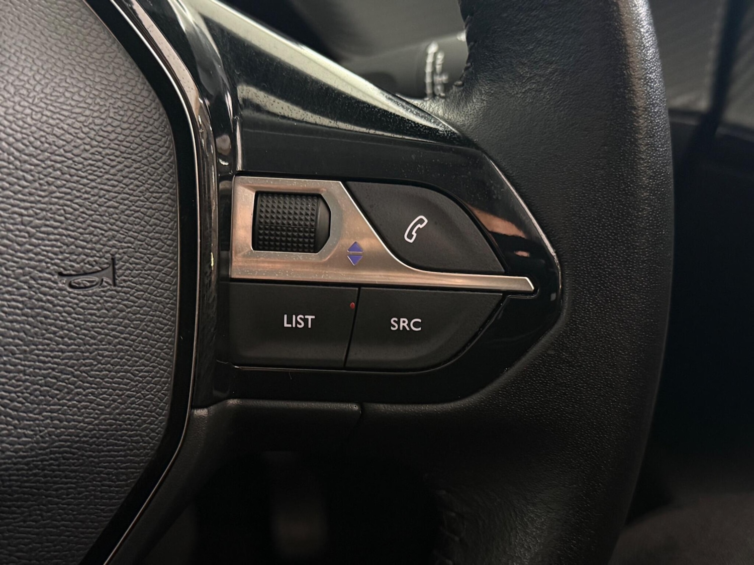 Used Peugeot 2008 2020 for sale - 77246143: Photo 20