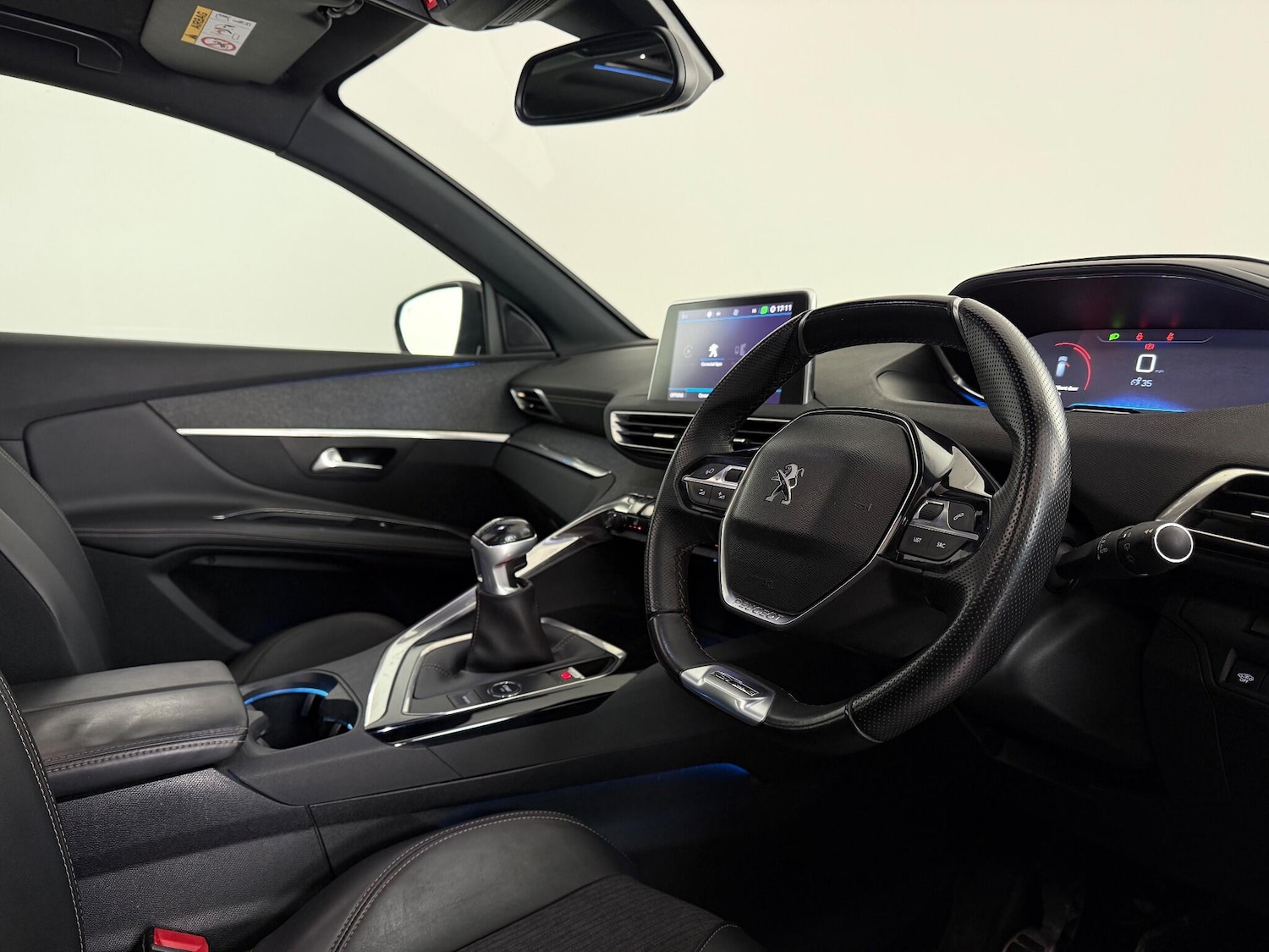 Used Peugeot 3008 2018 for sale - 77246029: Photo 12