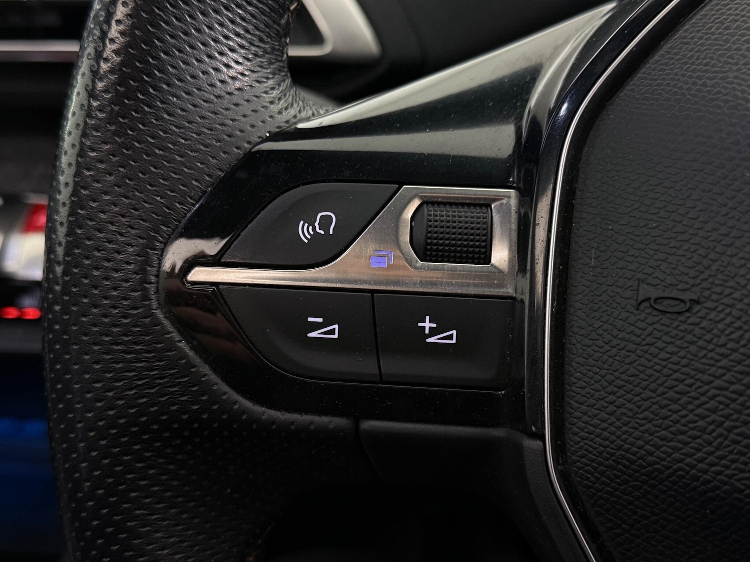 Used Peugeot 3008 2018 for sale - 77246029: Photo 19