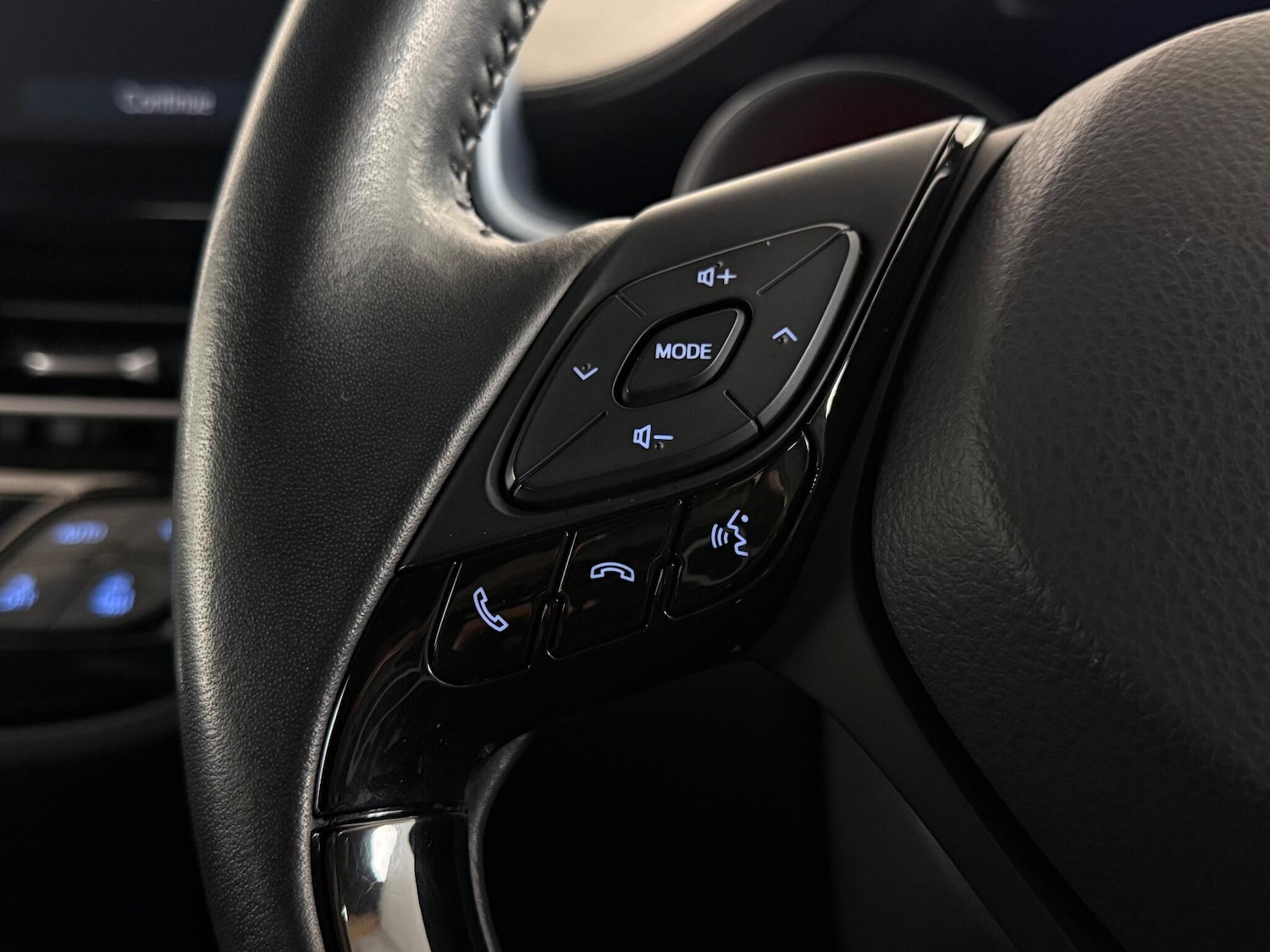 Used Toyota C-HR 2020 for sale - 77246952: Photo 16