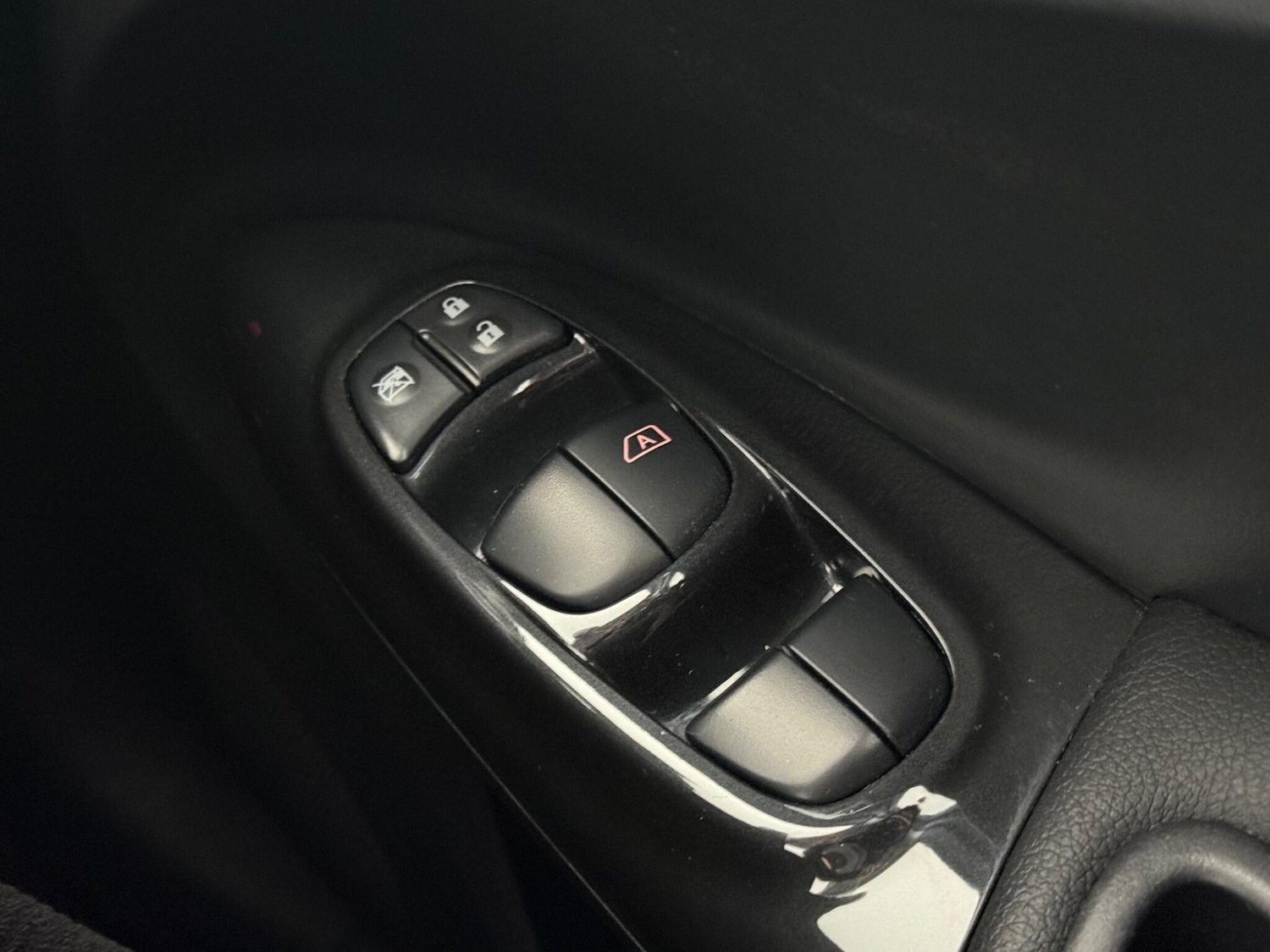 Used Nissan Juke 2018 for sale - 76714527: Photo 29