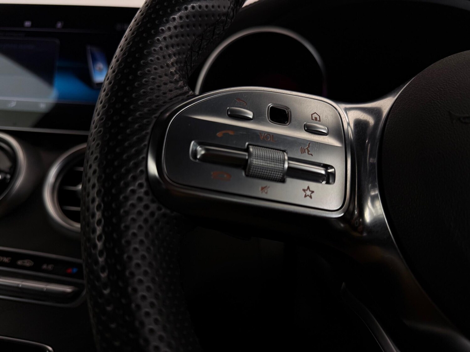 Used Mercedes-Benz C Class 2019 for sale - 78020559: Photo 17