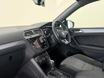 Used Volkswagen Tiguan 2020 for sale - 78609630: Photo