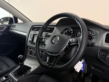 Used Volkswagen Golf 2015 for sale - 79677681: Photo