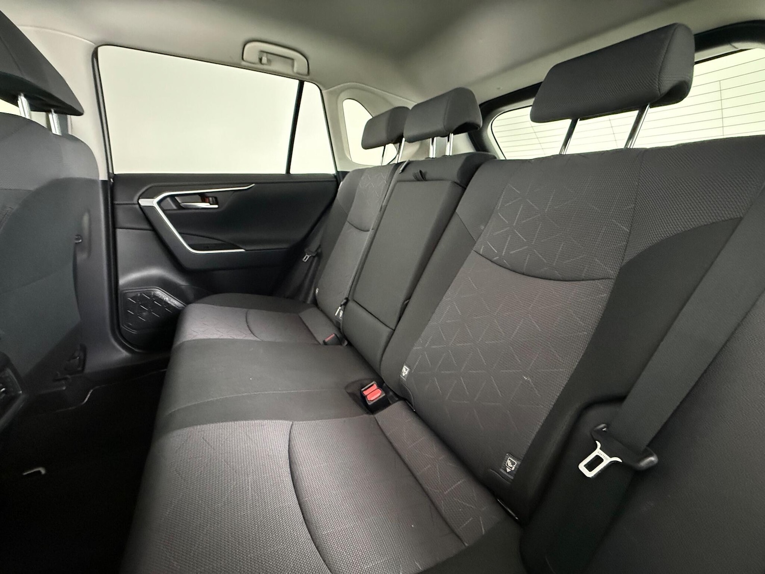 Used Toyota RAV4 2020 for sale - 76468195: Photo 19