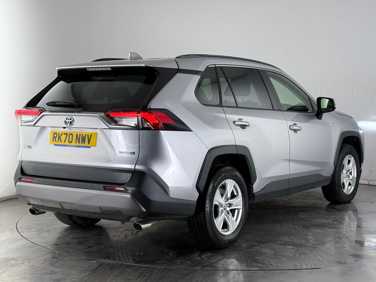 Used Toyota RAV4 2020 for sale - 76468195: Photo 5