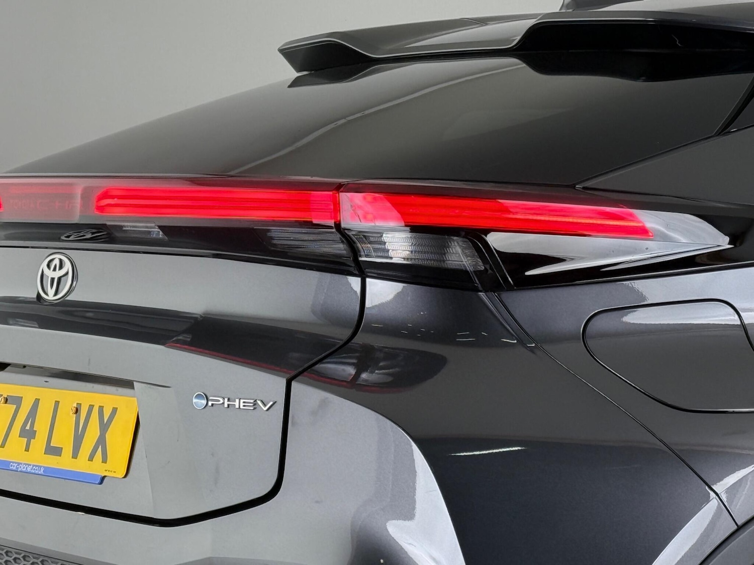 Used Toyota C-HR 2024 for sale - 76468267: Photo 10