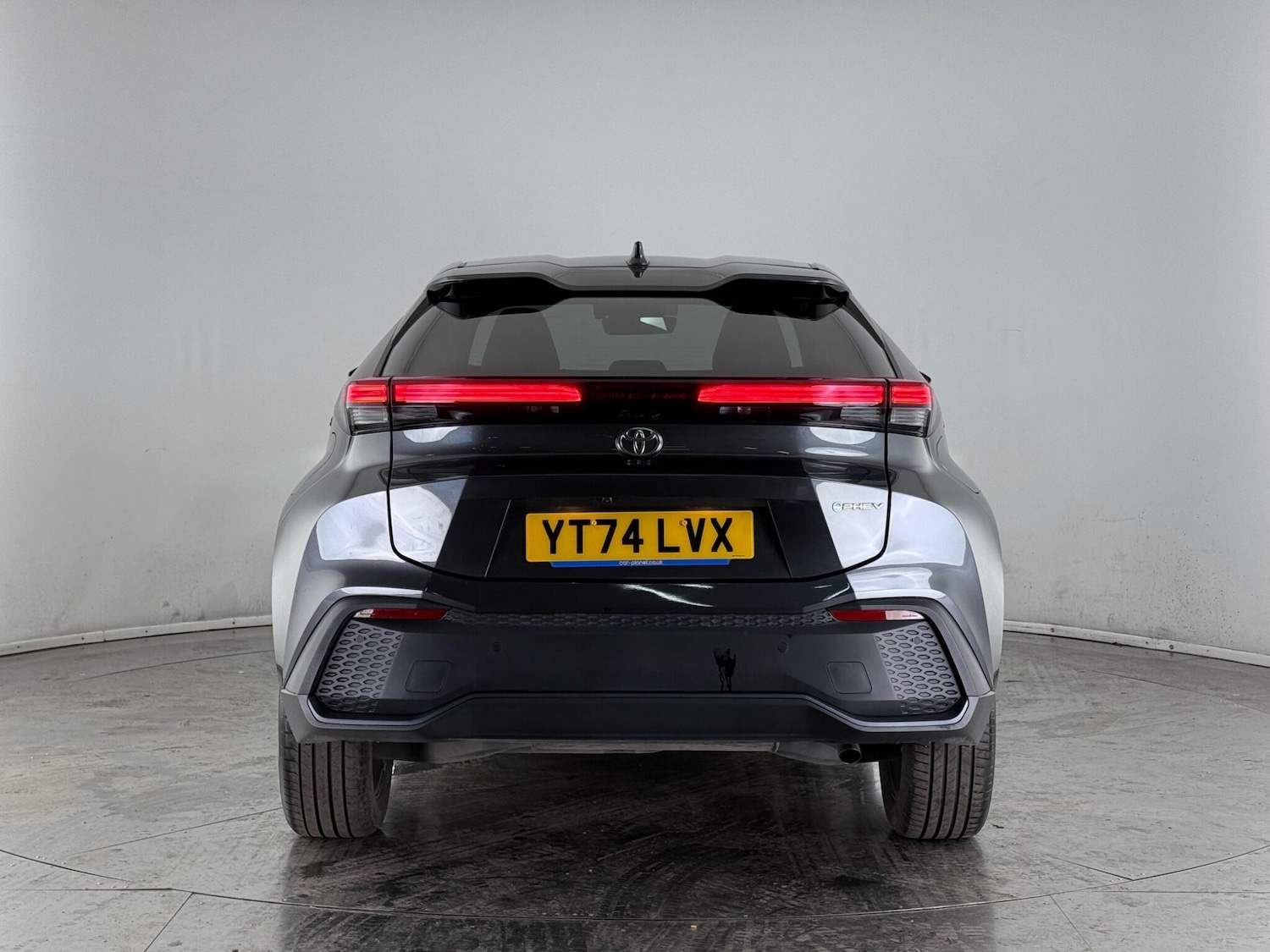 Used Toyota C-HR 2024 for sale - 76468267: Photo 9