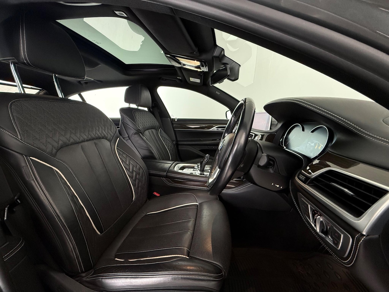 Used BMW 7 Series 2018 for sale - 76539220: Photo 15