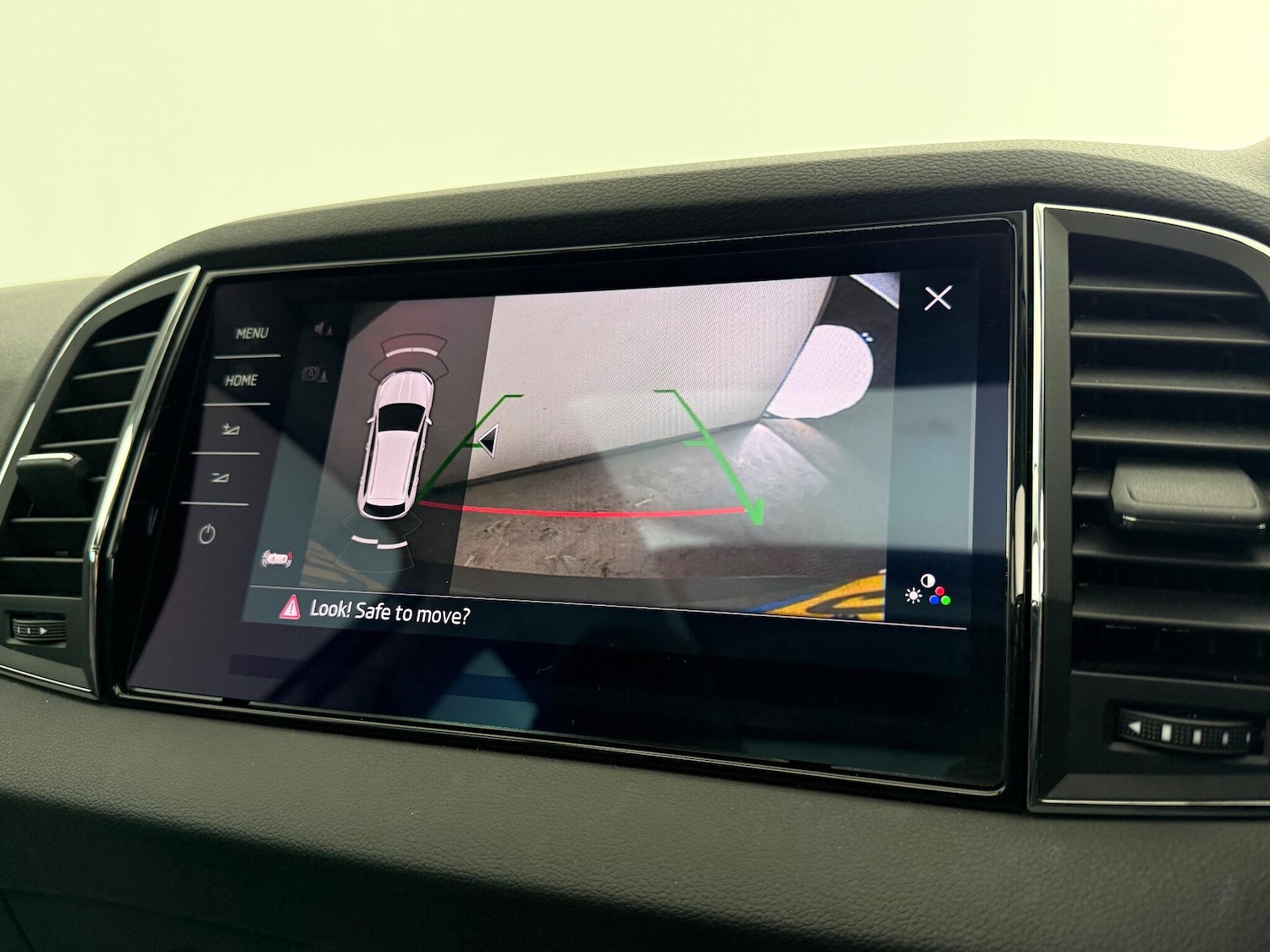 Used Skoda Karoq 2018 for sale - 77246984: Photo 30