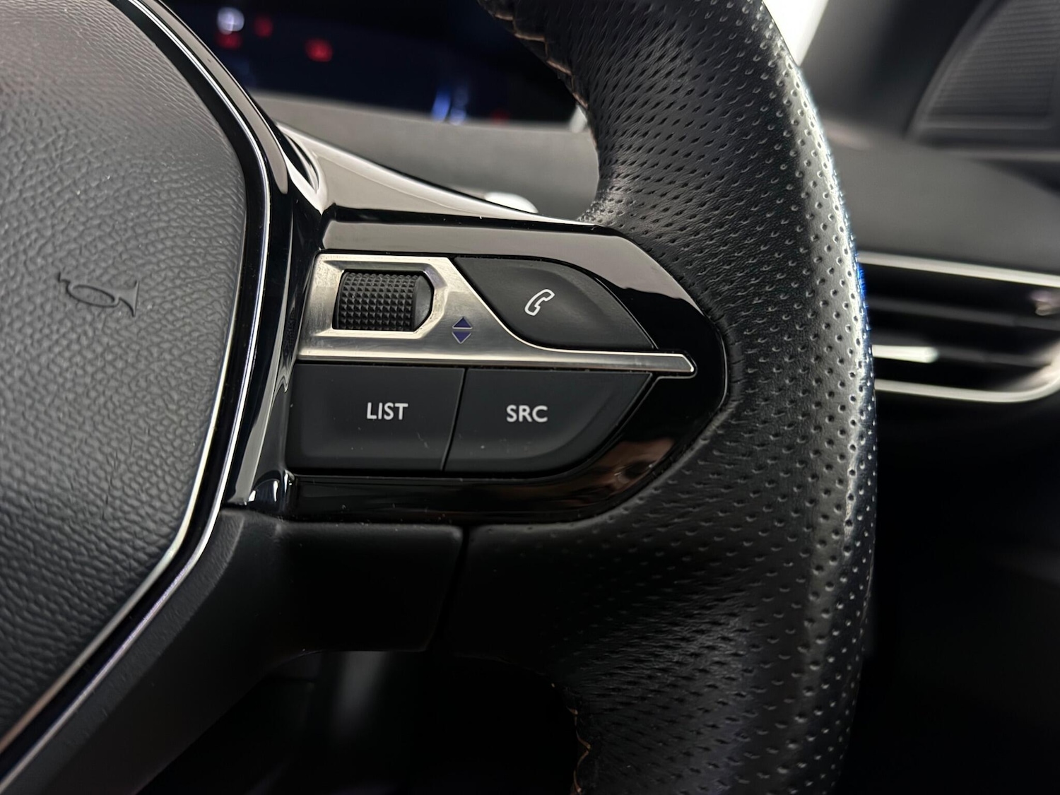 Used Peugeot 5008 2019 for sale - 77246537: Photo 17