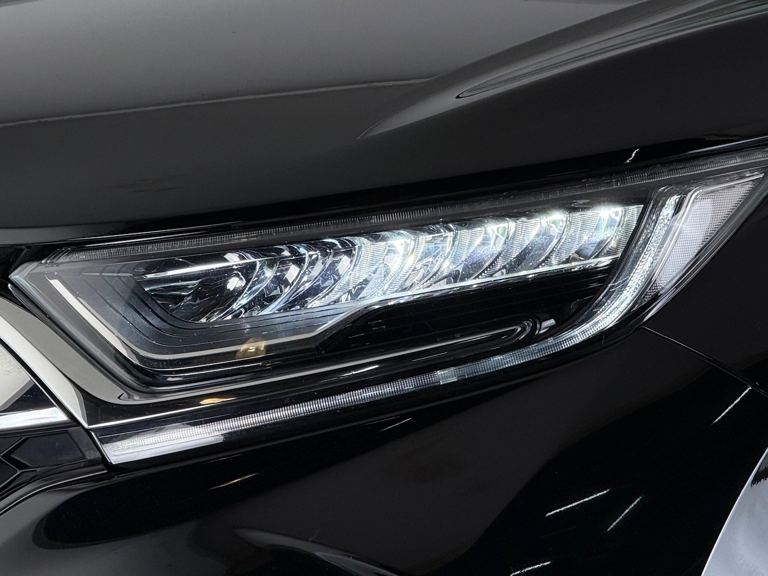 Used Honda CR-V 2018 for sale - 76765556: Photo 8