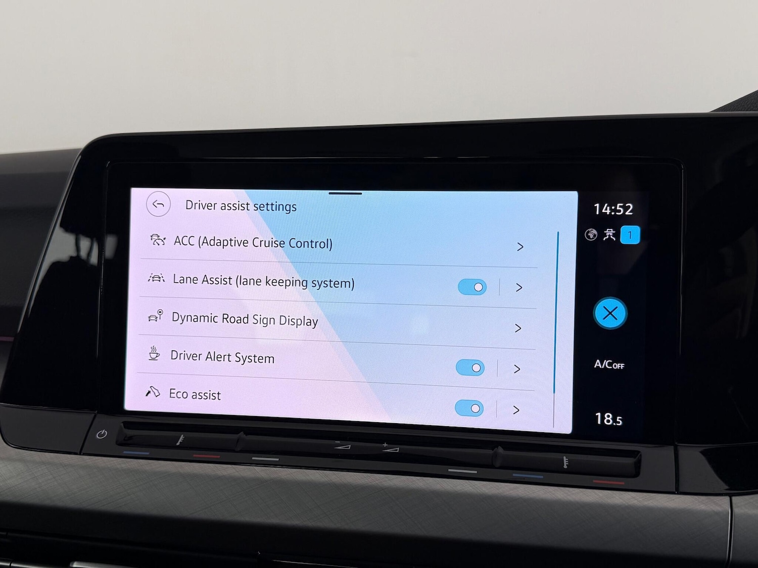 Used Volkswagen Golf 2022 for sale - 77216903: Photo 31