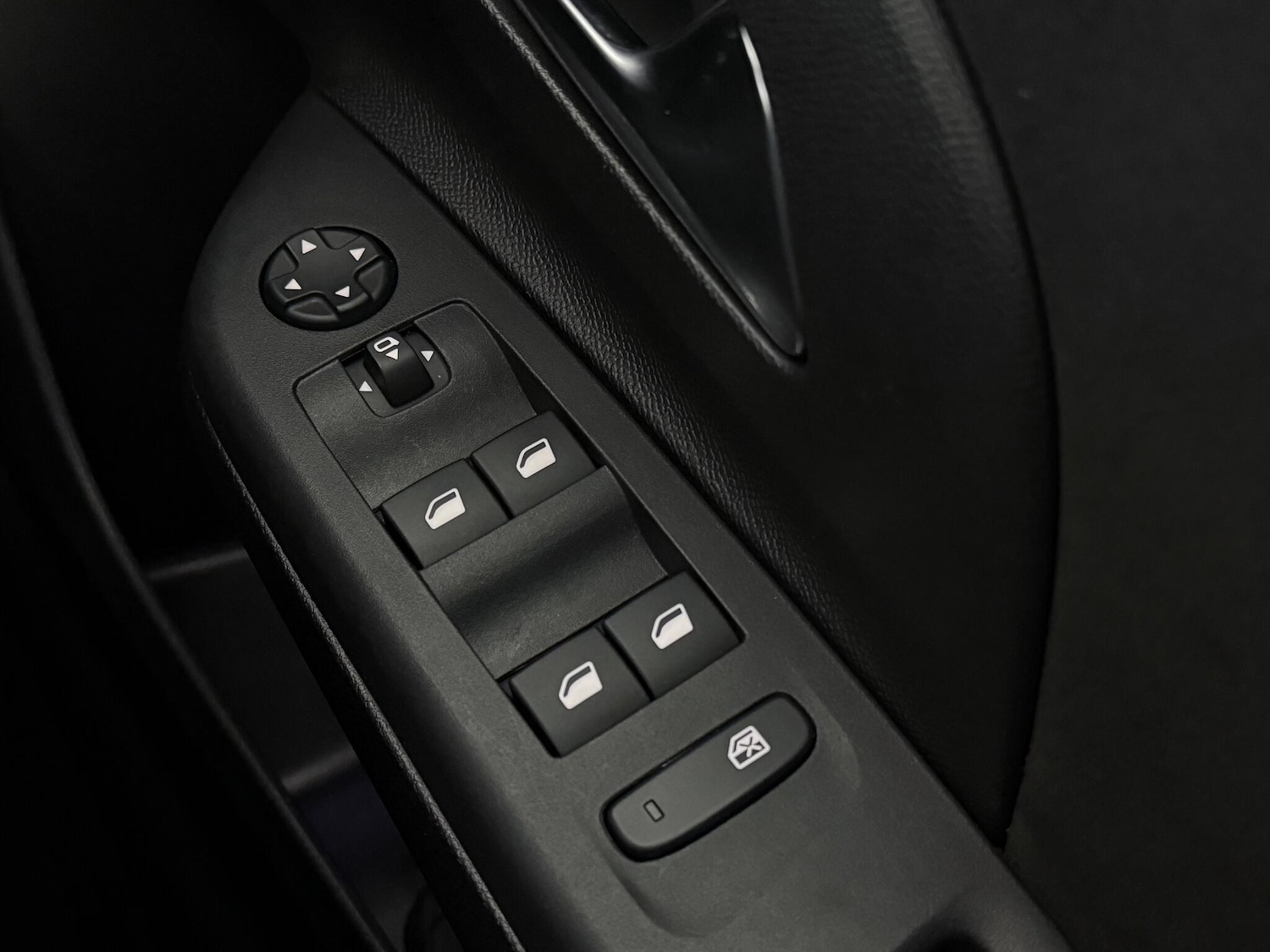 Used Vauxhall Corsa 2023 for sale - 77181046: Photo 21