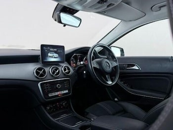 Used Mercedes-Benz GLA 2019 for sale - 79366510: Photo
