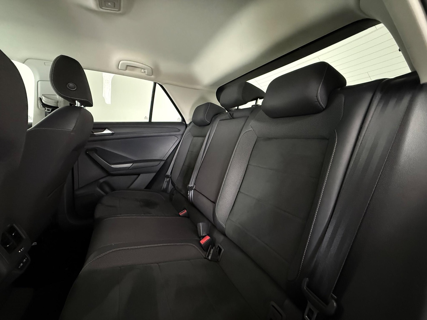 Used Volkswagen T-Roc 2022 for sale - 77626427: Photo 13