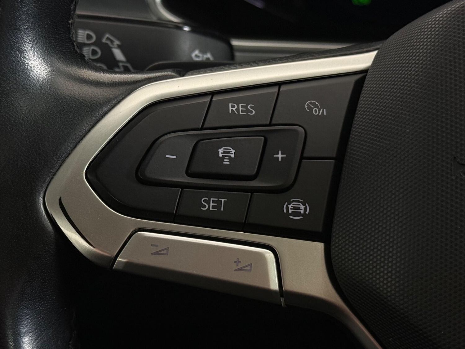 Used Volkswagen T-Roc 2022 for sale - 77626427: Photo 17