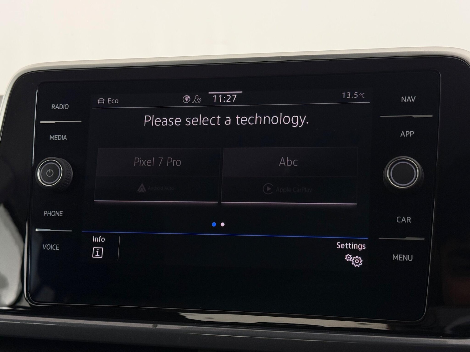 Used Volkswagen T-Roc 2022 for sale - 77626427: Photo 30