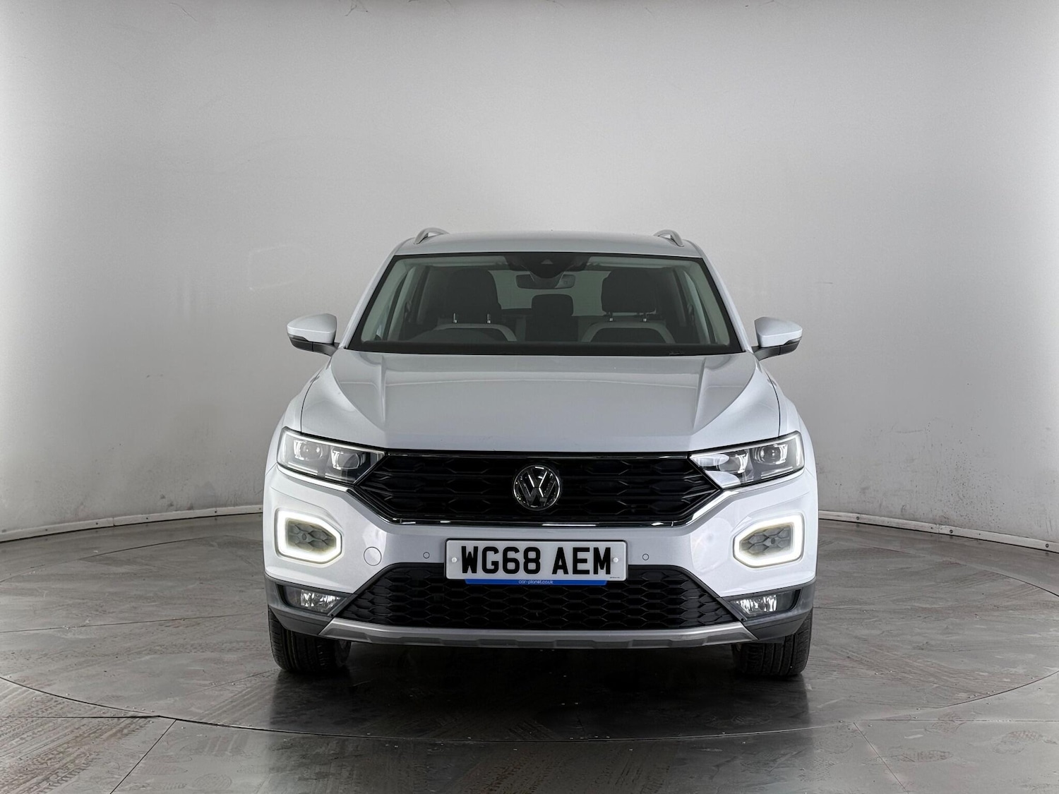 Used Volkswagen T-Roc 2018 for sale - 77246114: Photo 5