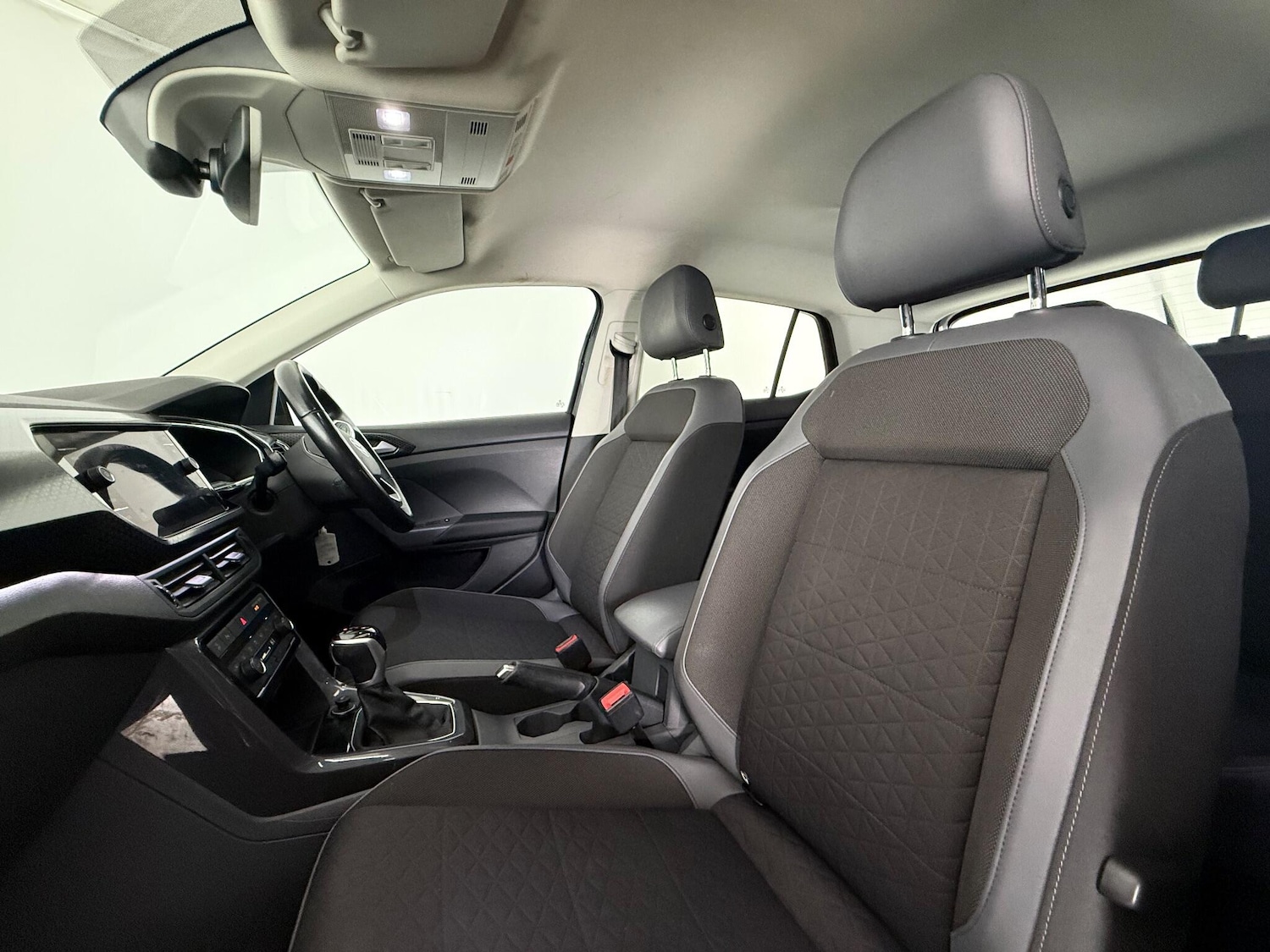 Used Volkswagen T-Cross 2020 for sale - 76468349: Photo 17