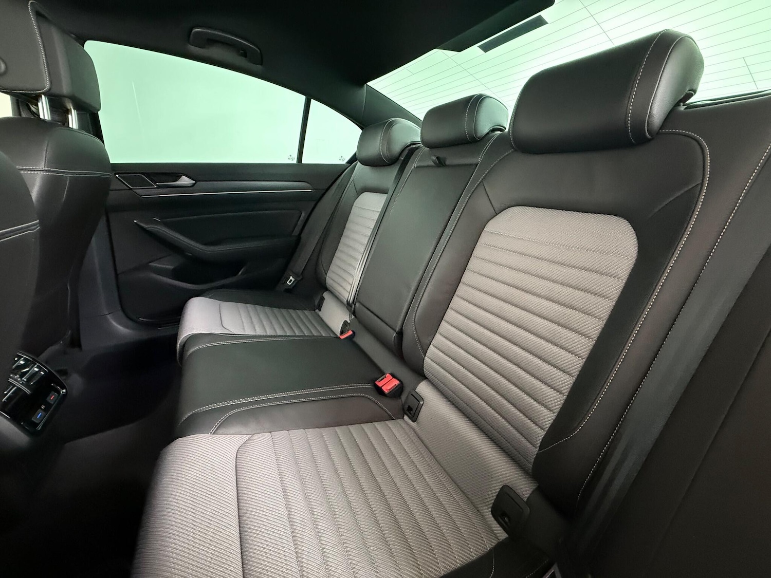 Used Volkswagen Passat 2018 for sale - 77181066: Photo 14