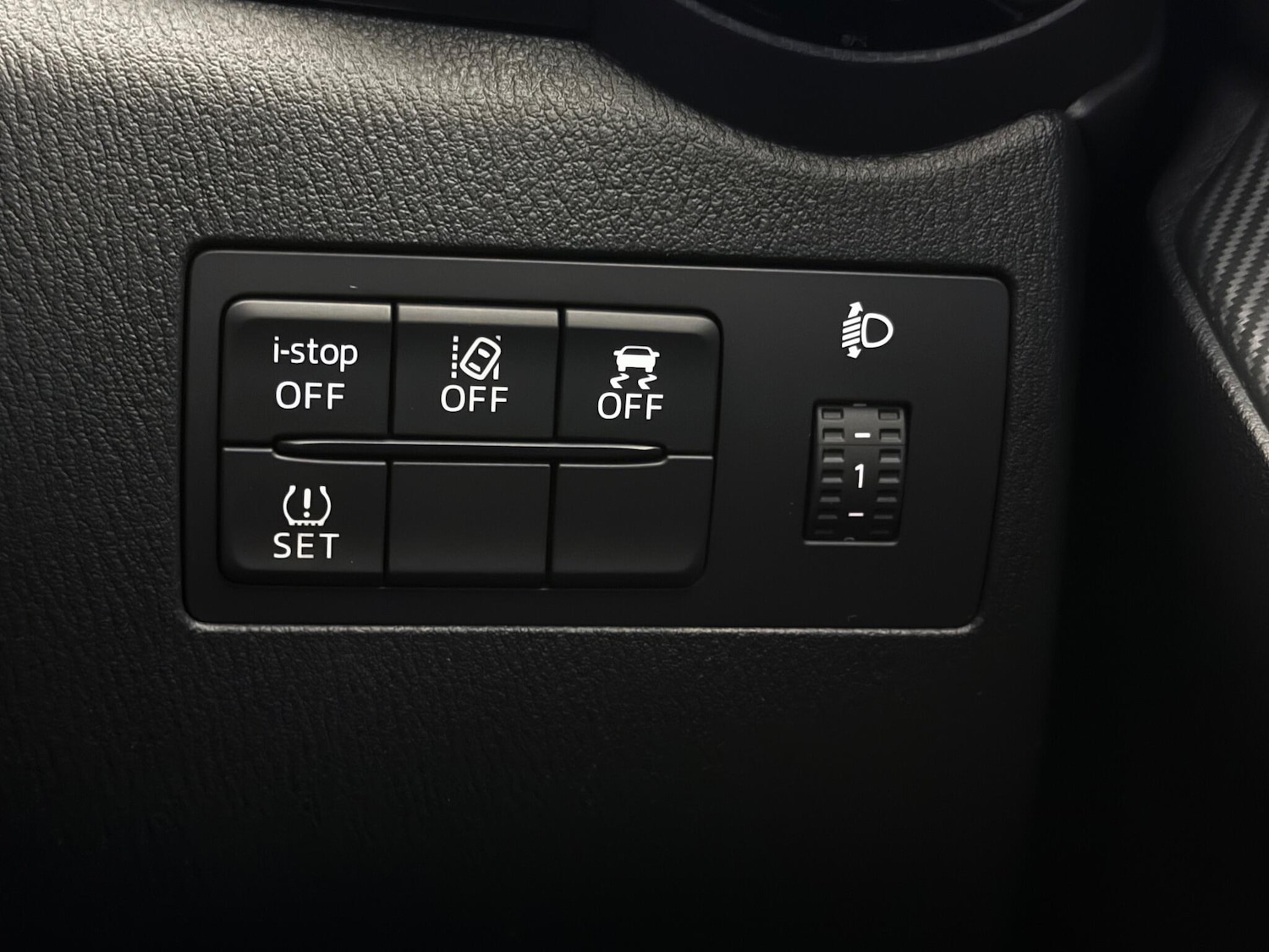 Used Mazda Mazda2 2017 for sale - 77222203: Photo 25