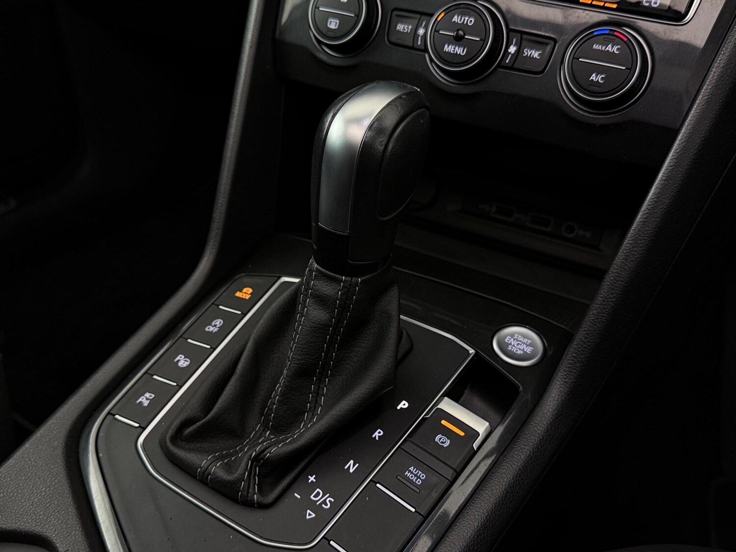 Used Volkswagen Tiguan 2020 for sale - 77243625: Photo 37