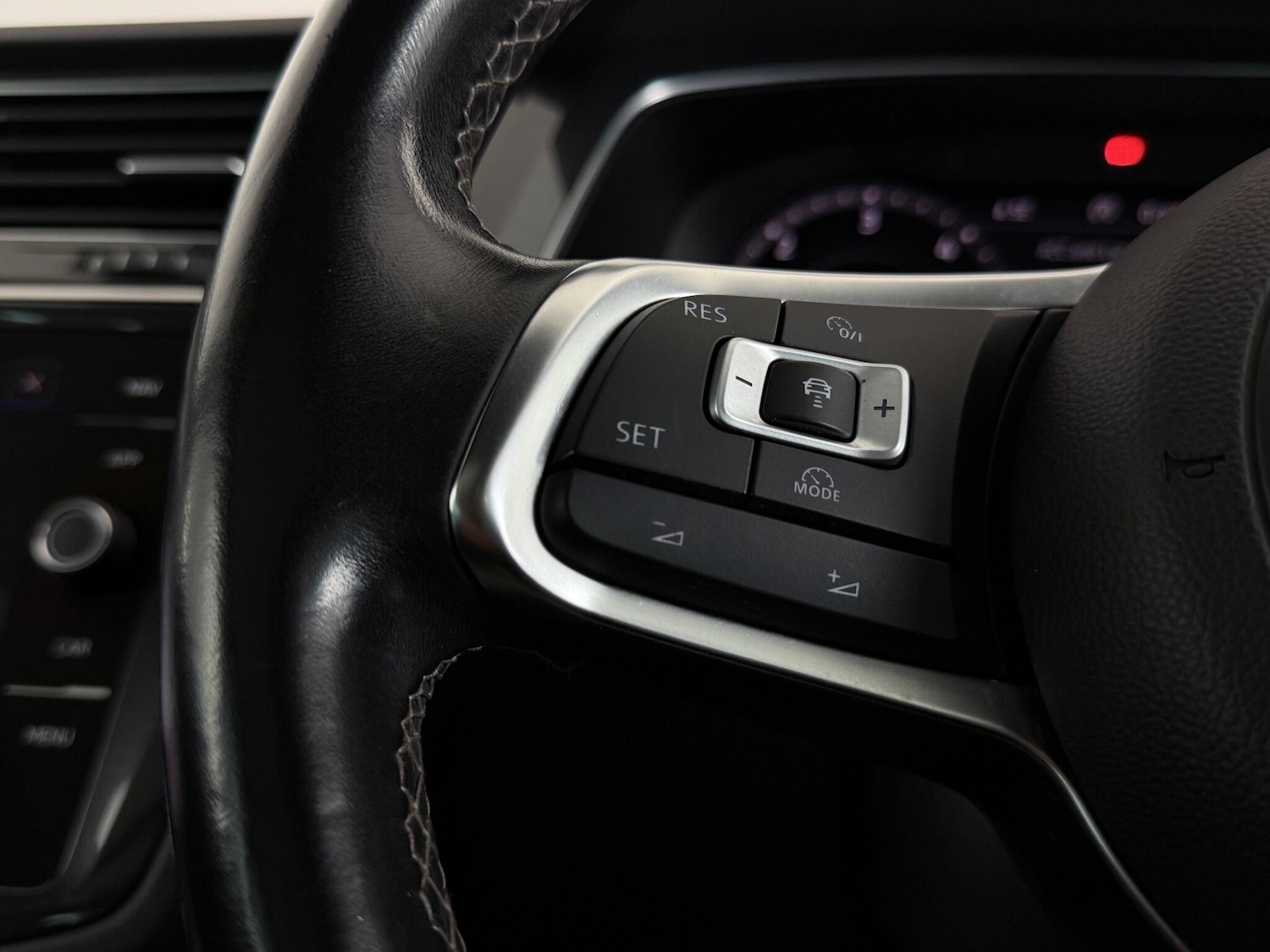 Used Volkswagen Tiguan 2017 for sale - 77246227: Photo 16