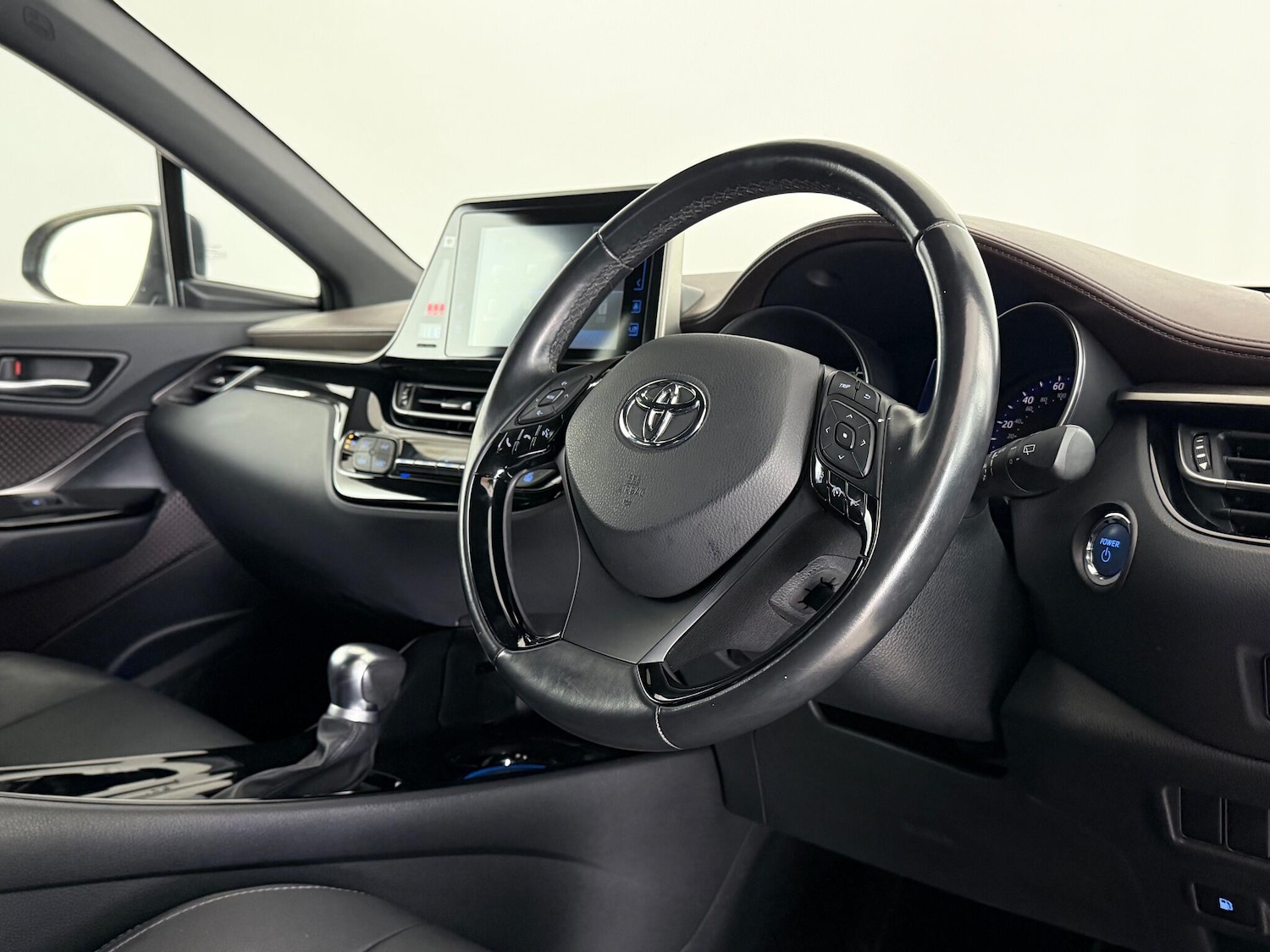 Used Toyota C-HR 2019 for sale - 77246840: Photo 17