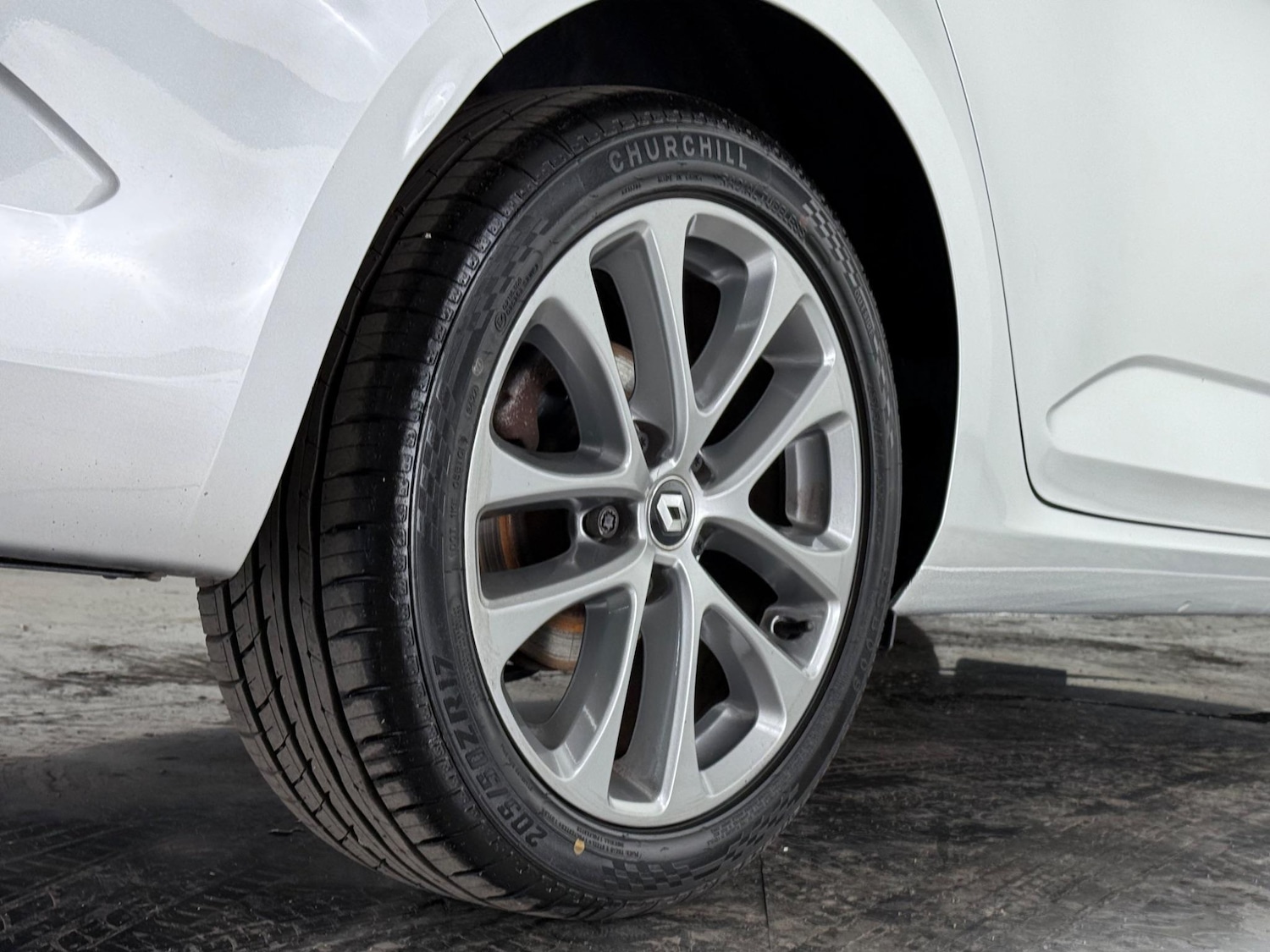 Used Renault Megane 2017 for sale - 76468445: Photo 12