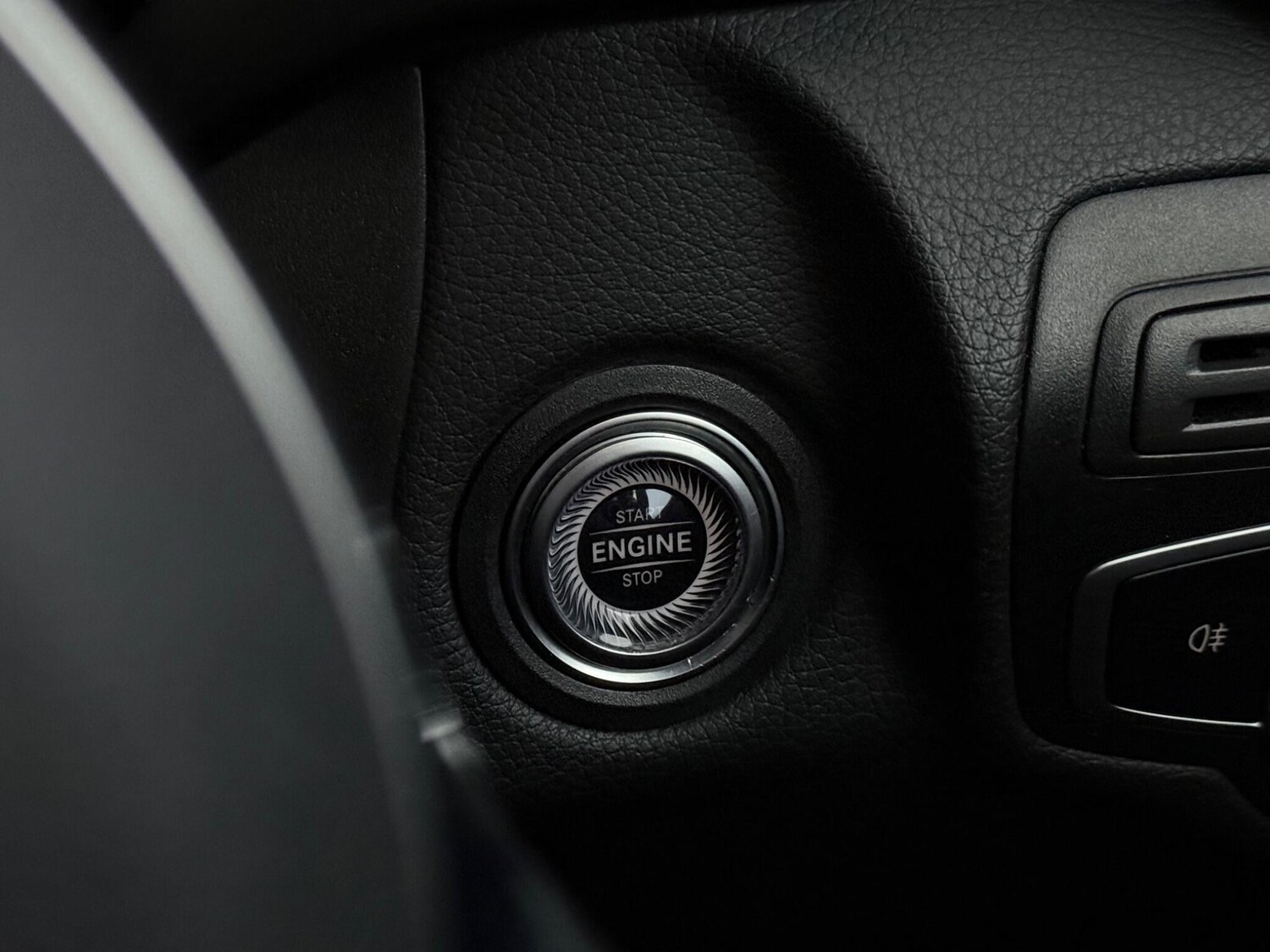 Used Mercedes-Benz GLC 2022 for sale - 78107137: Photo 33