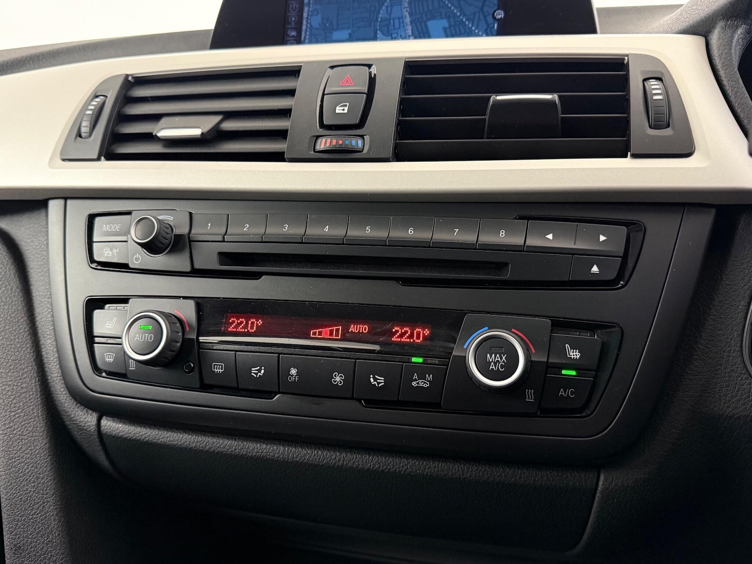 Used BMW 3 Series 2015 for sale - 77180916: Photo 28