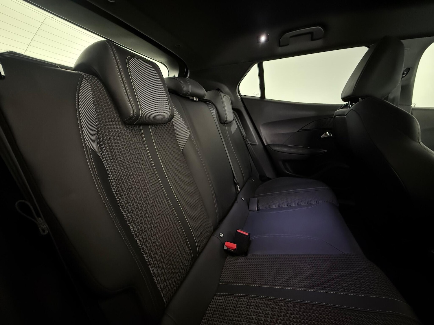 Used Peugeot 2008 2021 for sale - 77221661: Photo 14