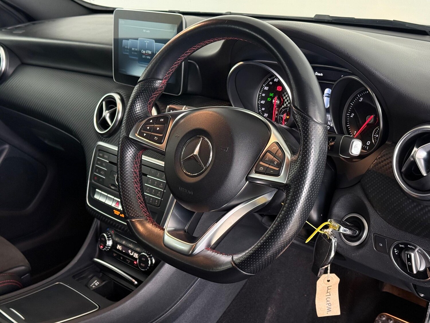 Used Mercedes-Benz A-Class 2017 for sale - 76585395: Photo 22